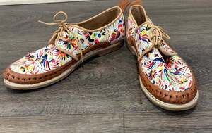 Colorful Folk Art Floral Huarache Oxford Shoes Leather Trim Lace Up Boho 7.5
